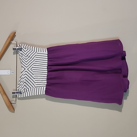 ROXY DRESS - Picture 1 of 6